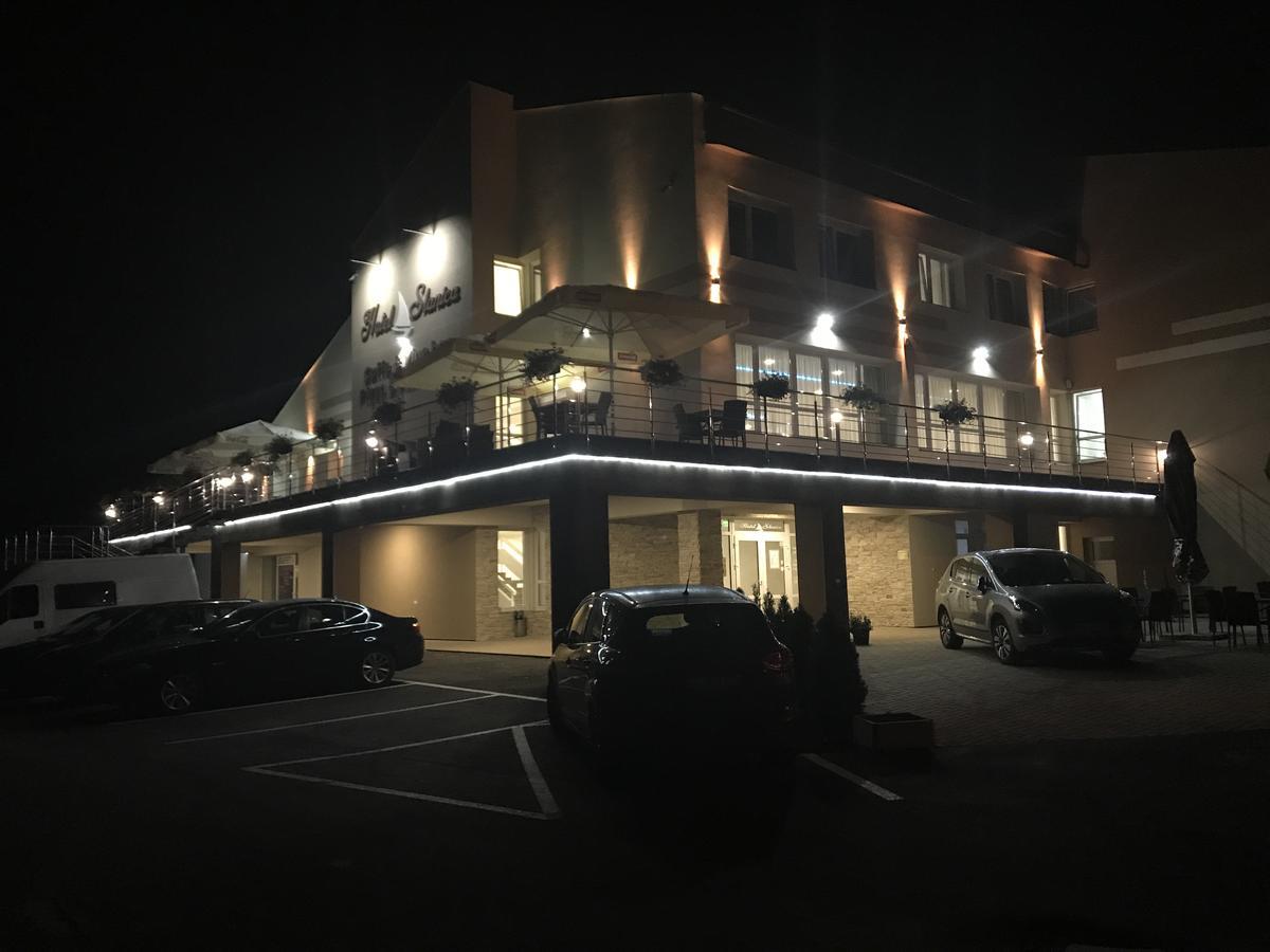 Hotel Slanica Наместово Экстерьер фото